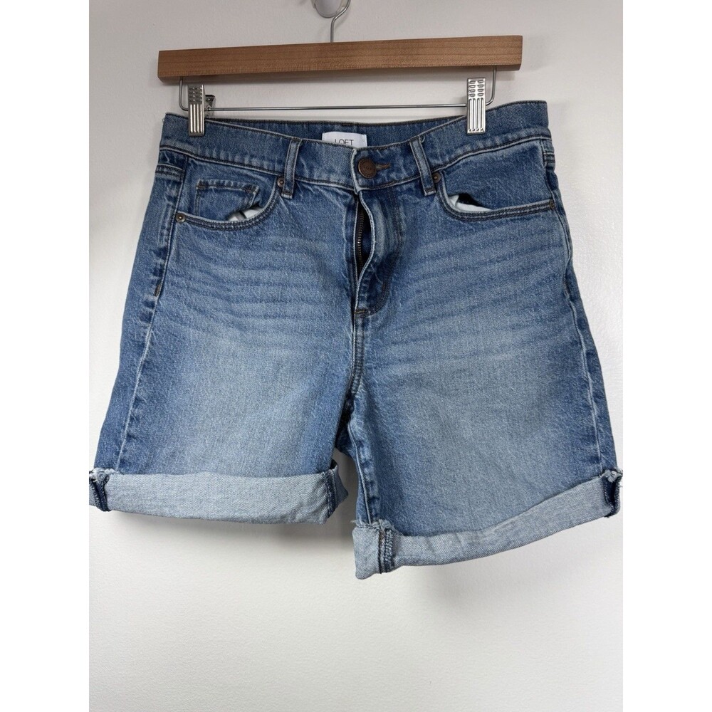 LOFT Women’s Size 4 High Rise Denim Mom Shorts Cuffed Medium Wash Jean Shorts